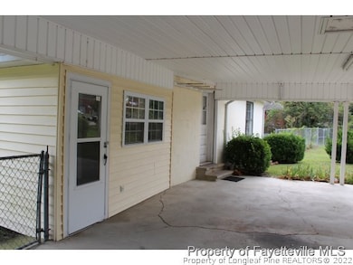 1065 Winslow St, Fayetteville, NC 28306 - photo 5