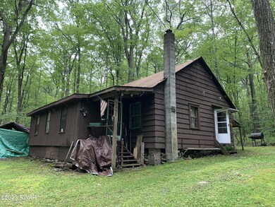 160 Five Mile Meadow Rd, Dingmans Ferry, PA 18328 - photo 2