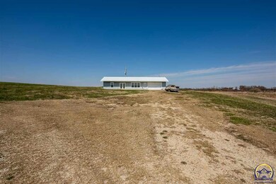 4440 NW 78th St, Topeka, KS 66618 - photo 2