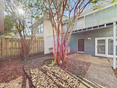 19 Courtyard Cir, Lafayette, LA 70508 - photo 2