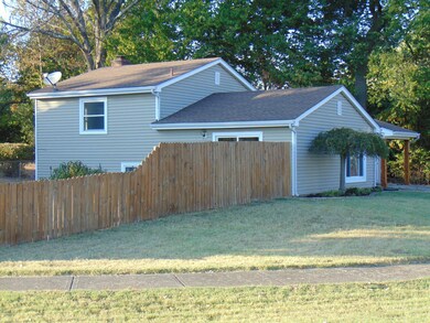 6711 William Clark Dr, Louisville, KY 40228 - photo 3