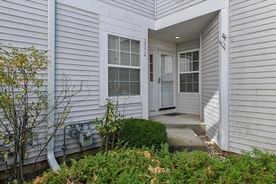 2052 Orchard Ln unit 19C5, Carpentersville, IL 60110 - photo 2