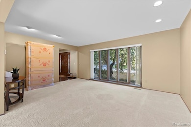 29837 High Valley Ct, Farmington Hills, MI 48331 - photo 7