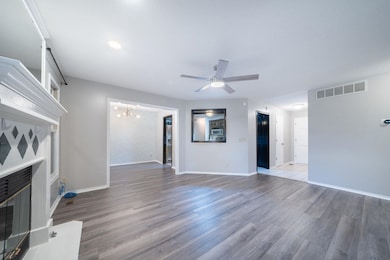 328 W 1st St, Andover, KS 67002 - photo 4