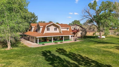 Your private oasis, within minutes of all amenities Grand junction has to offer