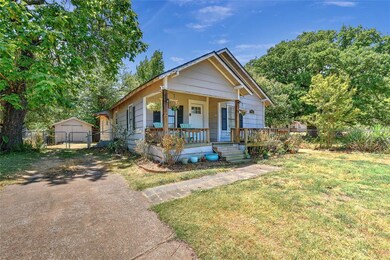 926 W Murray St, Denison, TX 75020 - photo 2