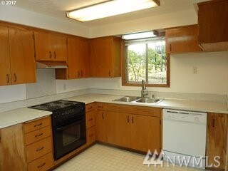 5703 NE 53rd St, Vancouver, WA 98661 - photo 6