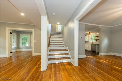 1640 Compton Rd, Cleveland, OH 44118 - photo 5