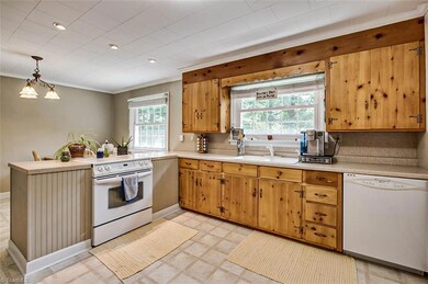 329 Lambert Dr, Asheboro, NC 27205 - photo 4