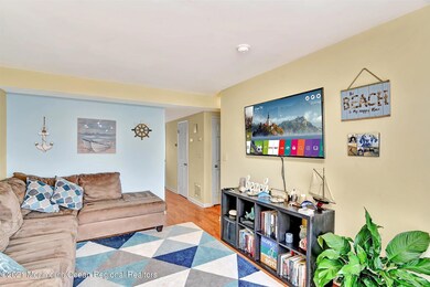 05-Living Room