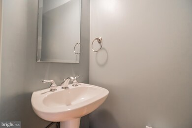 2363 Champlain St NW unit 22, Washington, DC 20009 - photo 7