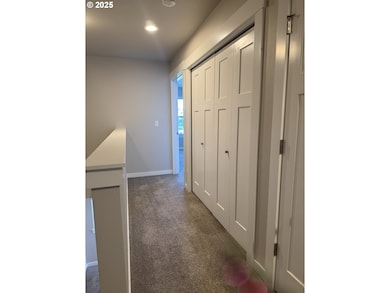 688 E Oregon Ave, Hermiston, OR 97838 - photo 5