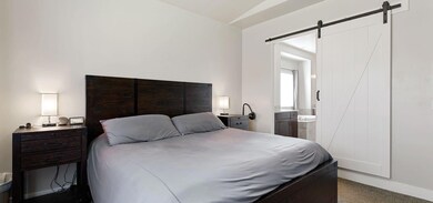 Listing_758751_Photo_4