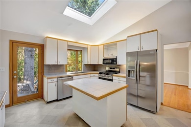 3278 Embry Hills Dr unit 2, Atlanta, GA 30341 - photo 7