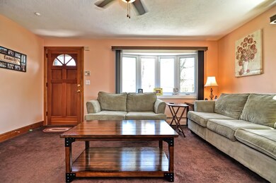 9 Harriette St S, Randolph, MA 02368 - photo 3