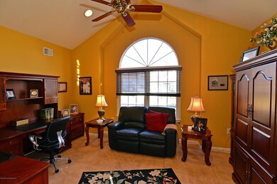 005_Living Room