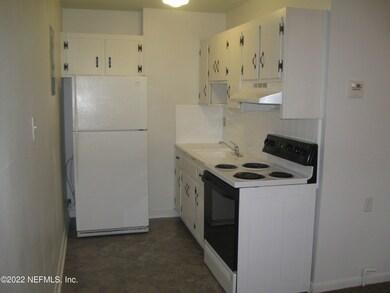 5072 Kingsbury St, Jacksonville, FL 32205 - photo 4