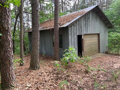 Great storage while you are building!