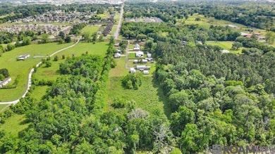 11356 Herman Guedry Rd, Gonzales, LA 70737 - photo 3