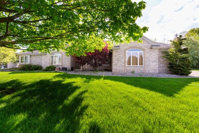 6500 Hickory Hollow Ct, Flint, MI 48532 - photo 4