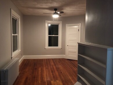 92 Pleasant St unit 2, Wakefield, MA 01880 - photo 3