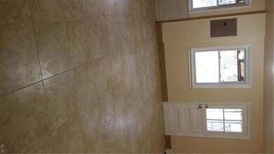 633 Dixon St, Allentown, PA 18103 - photo 5