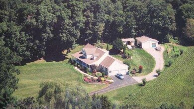 64 Long Ln, Kirkwood, PA 17536 - photo 2