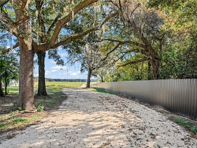 0 Cr 635 unit MFRG5104793, Bushnell, FL 33513 - photo 3