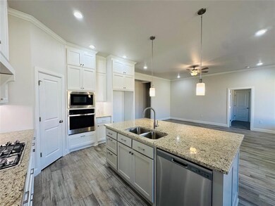 2905 Summit Hollow Cir, Norman, OK 73071 - photo 5