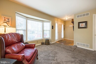 1803 Coventry Pointe Ln, Pottstown, PA 19465 - photo 2