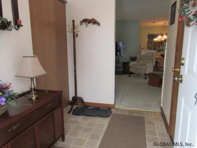 1004 Cambridge Manor Dr, Schenectady, NY 12302 - photo 6