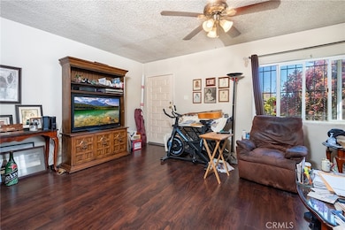 1657 W 67th St unit 2, Los Angeles, CA 90047 - photo 4