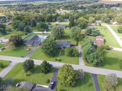 260 Mocks Creek Dr, Danville, KY 40422 - photo 2