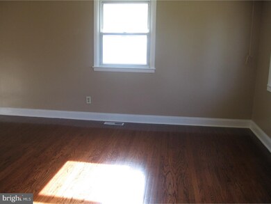 301 Lawrence Rd, Broomall, PA 19008 - photo 2