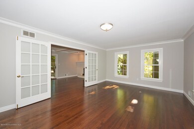 8 Tall Tree Living Room 3