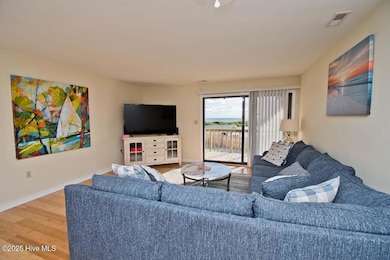 9100 QUEENS COURT 1108