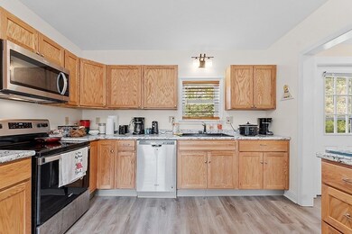 549 E Main St, Orange, MA 01364 - photo 5