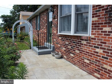 140 Zimmerman Ln, Langhorne, PA 19047 - photo 3