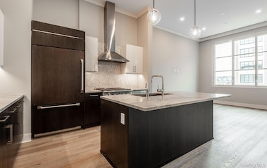 The Beacon Building unit 1014, Glen Cove, NY 11542 - photo 7