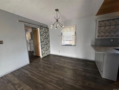 714 W Kraus St, Clarksville, AR 72830 - photo 7