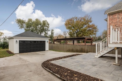 238 N Geneva Ave, Elmhurst, IL 60126 - photo 5