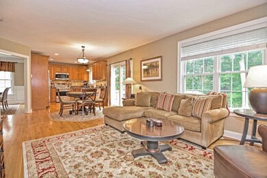 99 Spruce St, Framingham, MA 01701 - photo 6