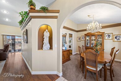 20-web-or-mls-660 N Daybreak Dr-19