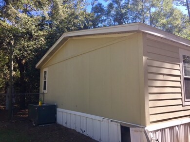 107 Klickitat Dr, Crawfordville, FL 32327 - photo 5