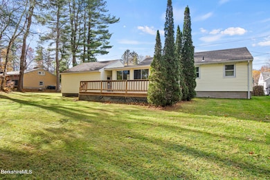 22 Auburn St, Pittsfield, MA 01201 - photo 4