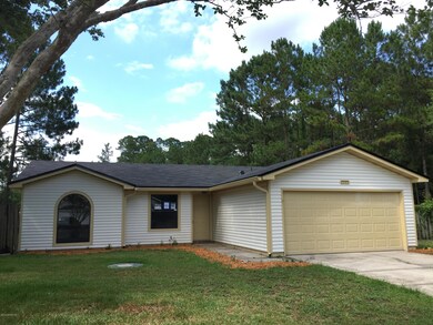 7777 Hunters Lake Cir N, Jacksonville, FL 32210 - photo 2