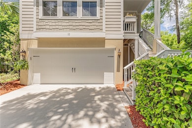 Nice and bright driveway with lots of room underne