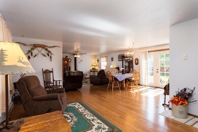 2041 SW 20th St-5