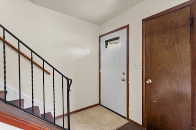 47 W Anchor Rd, Oswego, IL 60543 - photo 4