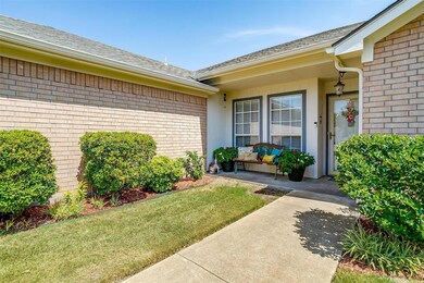 311 Preston Dr, Cleburne, TX 76033 - photo 4